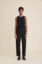 Load image into Gallery viewer, The Muscle Tee in Black